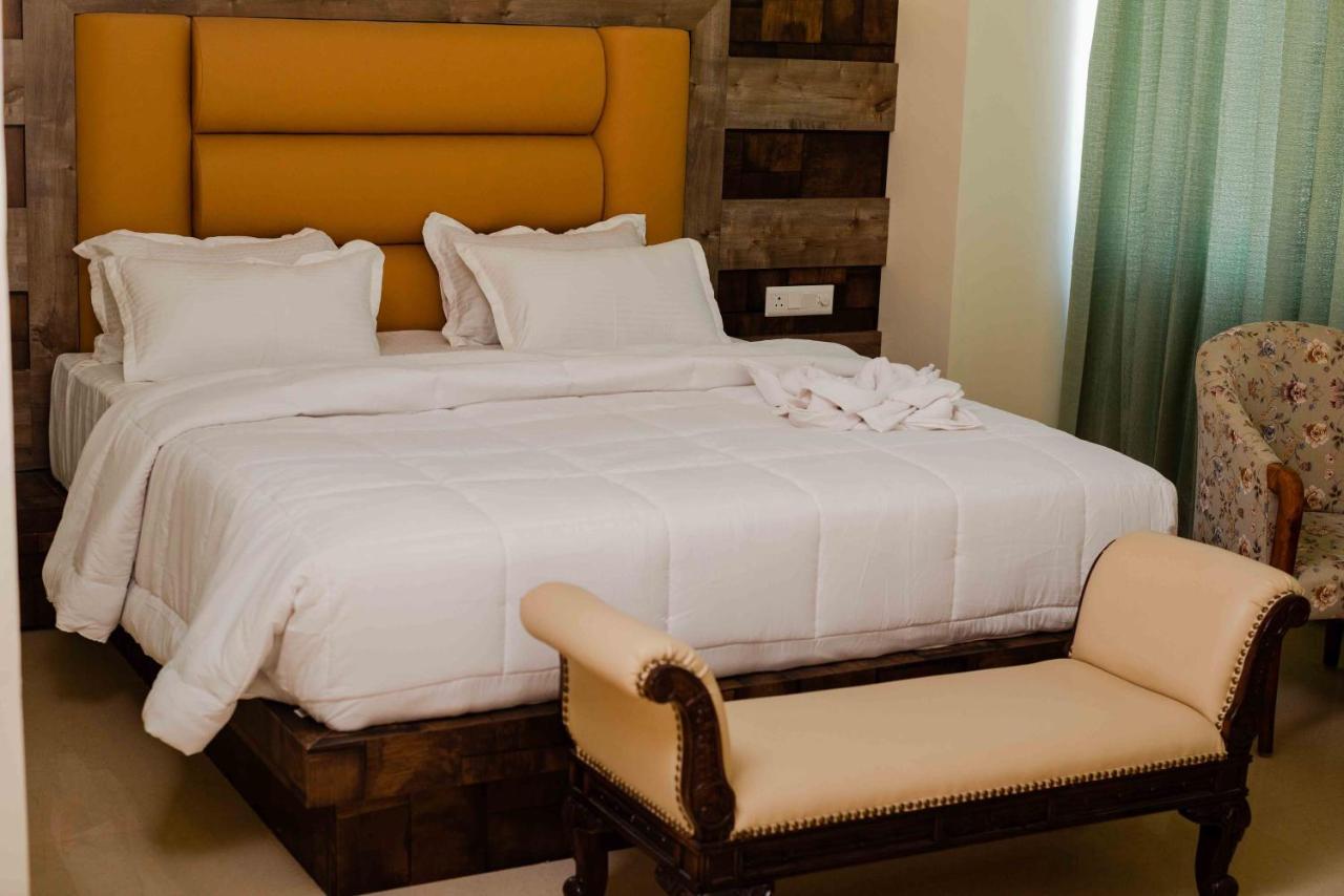 Hotel Grand Lotus Dimāpur Exteriér fotografie