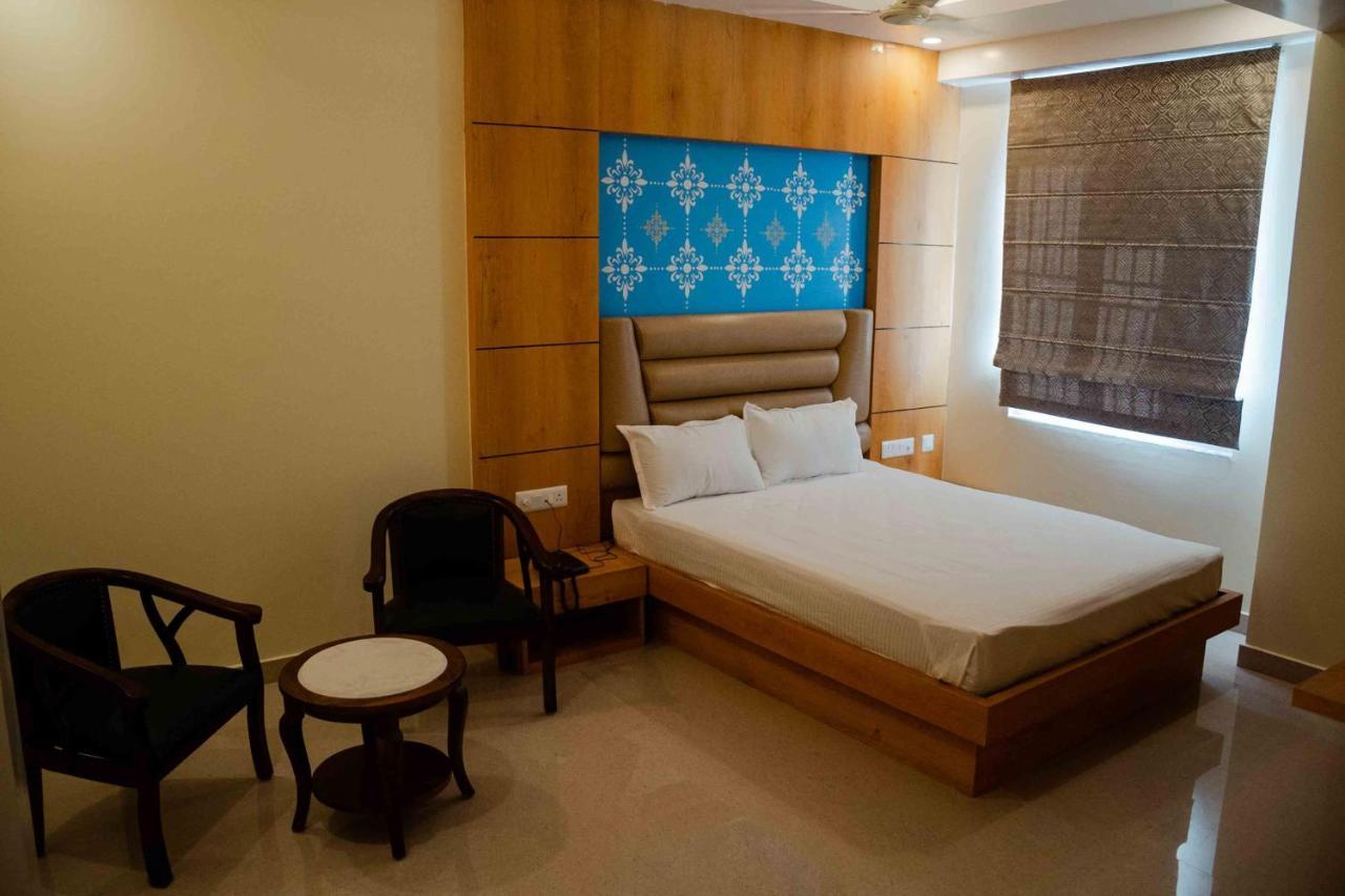 Hotel Grand Lotus Dimāpur Exteriér fotografie
