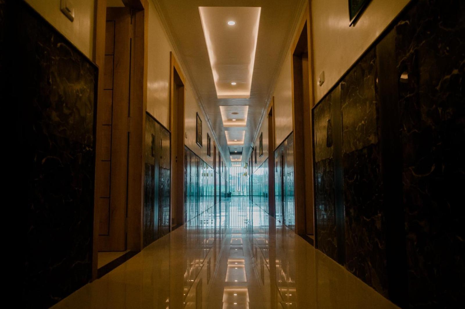 Hotel Grand Lotus Dimāpur Exteriér fotografie